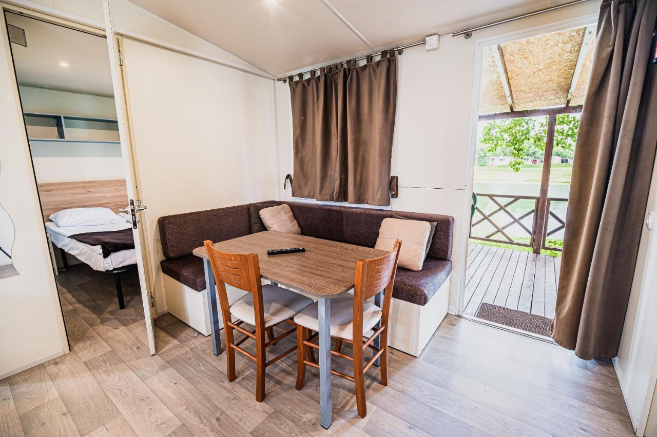 Lake View Mobile Homes With Thermal Riviera Tickets In Terme Catez Catez ob Savi Luaran gambar